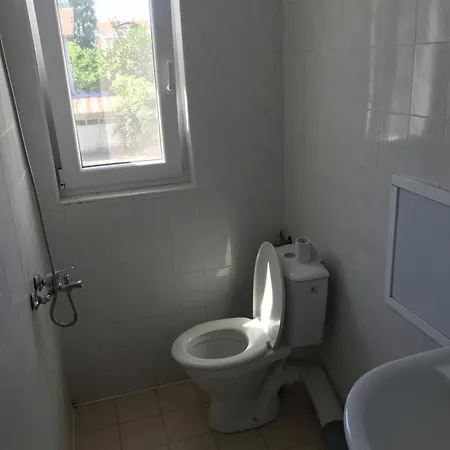In Next To Gradina And Sozopol Penzion 3*