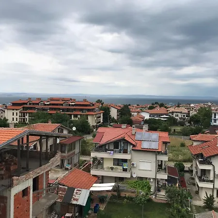 In Next To Gradina And Sozopol 3* Csernomorec