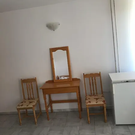 In Next To Gradina And Sozopol 3*